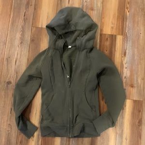 Lululemon full zip full length scuba hoodie in forest green, size 6